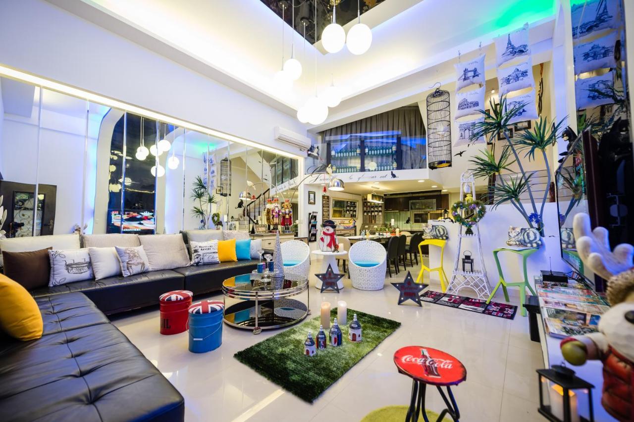 巴黎villa 主題派對k歌 Bbq 麻將包棟 Luodong Exteriör bild